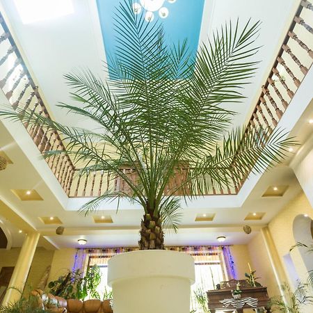 Villa Fenix Berehove  Extérieur photo